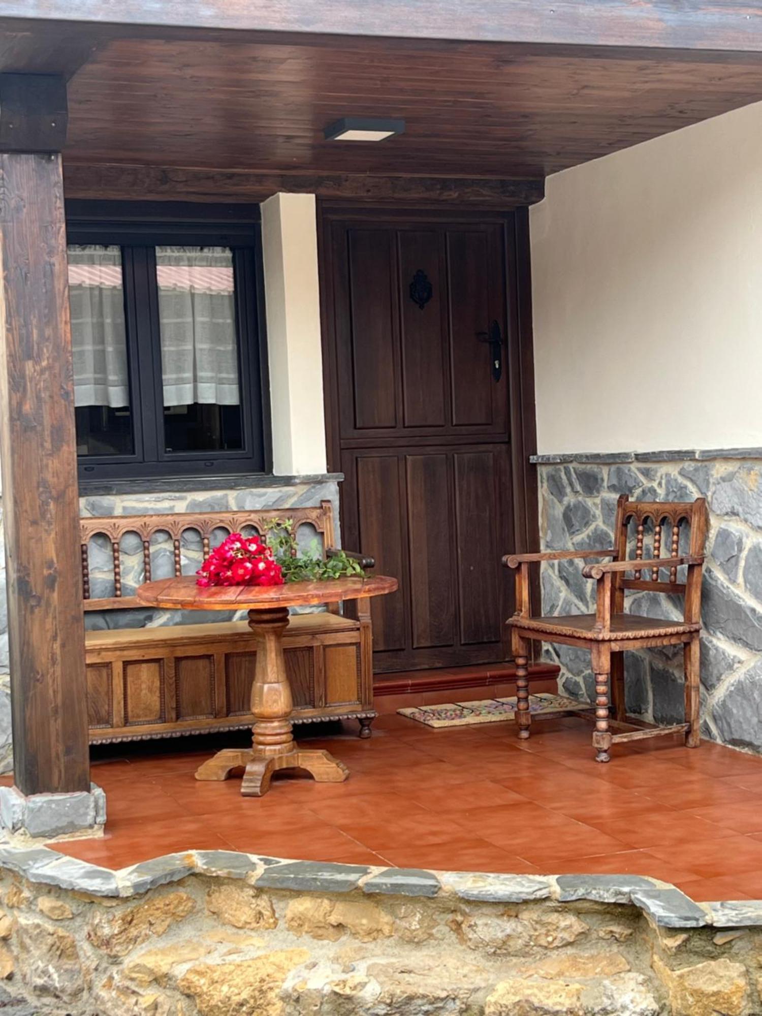 Casa Boni Y Florina Villa Nava Buitenkant foto